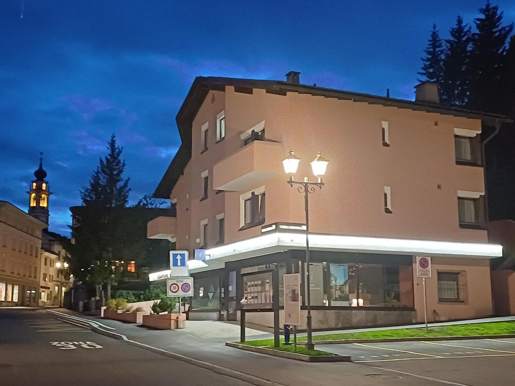 Appartement Chesa Bernina à Samedan Extérieur photo